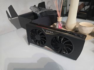 Tarjeta Gráfica EVGA GTX 980 Ti Classified