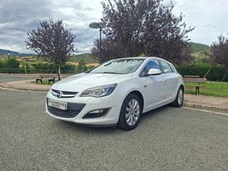 Opel Astra 2014