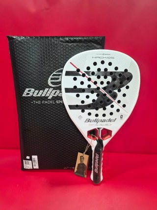 Pala de Padel Bullpadel Hack 05 2027, Nuevo.
