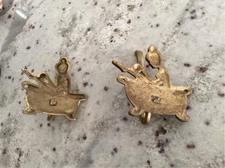2 Percheros de Baño de latón o bronce macizo.