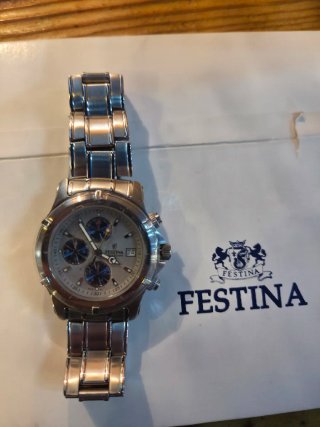 Reloj Festina Plateado