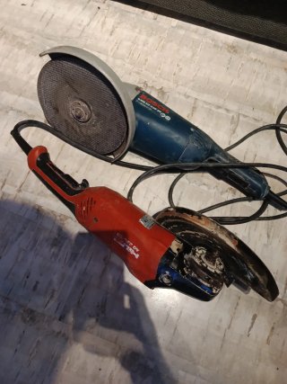 2 Radiales: Bosch GWS 22-230 JH y Hilti AG 230