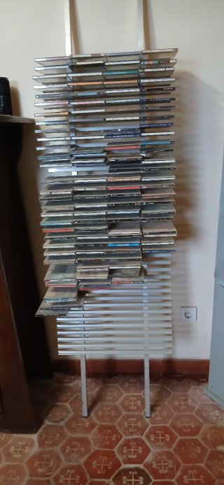 Estantería de diseño para CDs