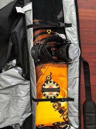 Tabla de Snowboard con Fijaciones