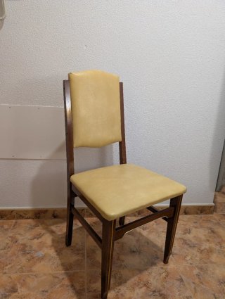 Silla Vintage de Madera