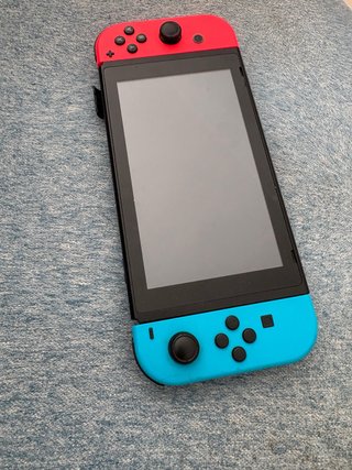 Nintendo Switch con mando y funda