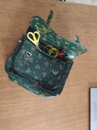 Bolso de plástico con estampado floral
