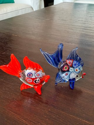 Due pesci decorativi in vetro di Murano