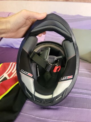 Casco Integral LS2 Talla M con funda