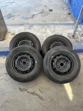 4 Neumáticos con Llantas 175/65 R14