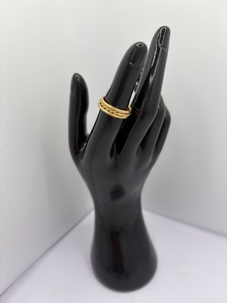 Trío de anillos de oro 18k