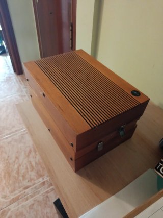 Tocadiscos Antiguo Cosmo