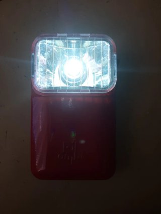 Linterna de petaca con luz LED