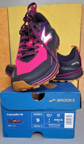 Zapatillas Trail Brooks Cascadia 16 Talla 40.5