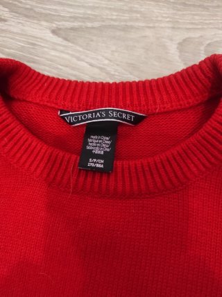 Jersey Victoria's Secret Rojo Talla S