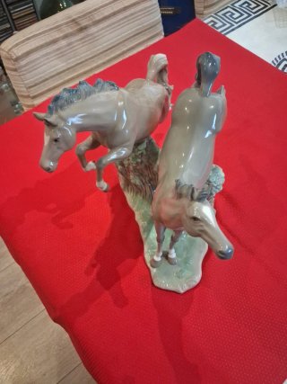 Figura Caballos Saltando Nao Lladro