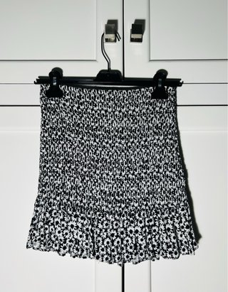 Falda Bershka Estampada