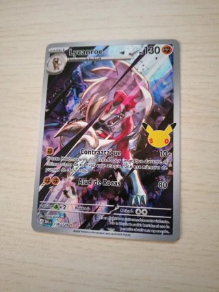 Lycanroc Carta Pokémon 30 aniversario