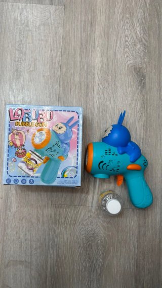 Pistola de Burbujas Labubu