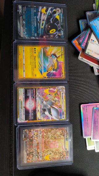 Cartas sueltas Pokémon 30 aniversario