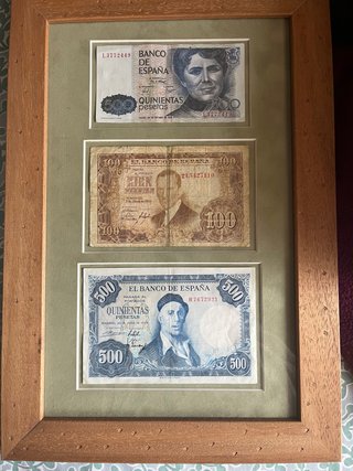 Cuadro con 3 Billetes Antiguos de Pesetas