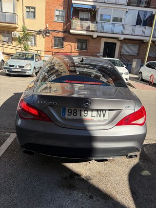 Mercedes-Benz CLA 200 2015
