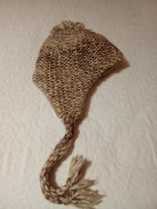Gorro de lana forrado