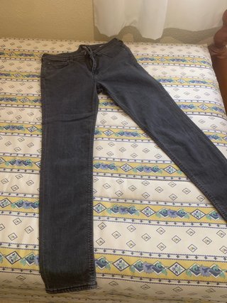 Vaqueros Lee Gris