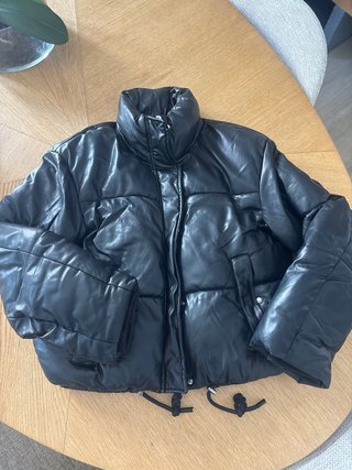 Abrigo Impermeable Negro