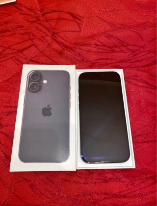 iPhone 16 Nero