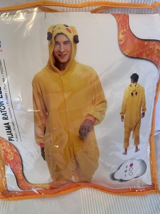Pijama Disfraz Pikachu Talla S adulto