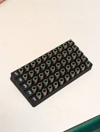 Organizador escalonado 9 mm para tiro deportivo