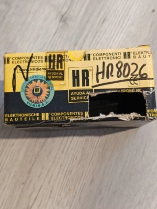 Transformador de líneas HR Diemen HR8026