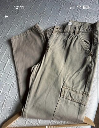 Pantalón cargo Mango beige
