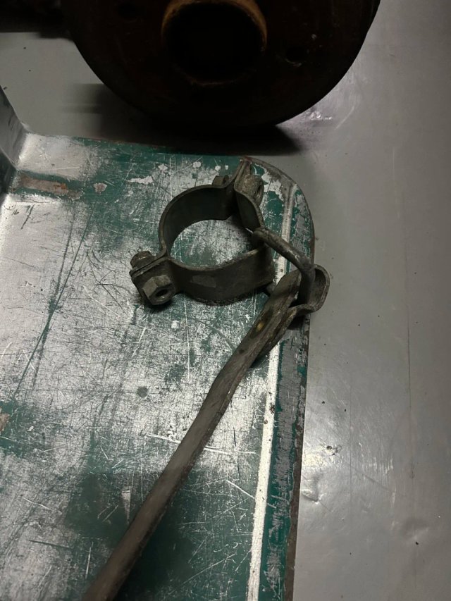 Soporte Depósito Peugeot 205