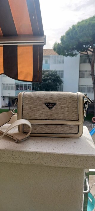 Bolso Prada Beige