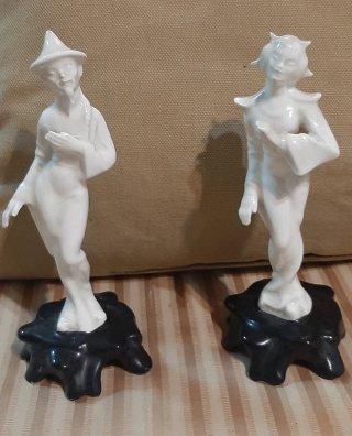 Pareja de Figuras Japonesas de Cerámica