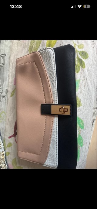Bolso de mano tricolor