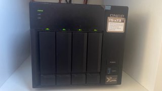 NAS QNAP TS-473 4 bahias 8GB RAM