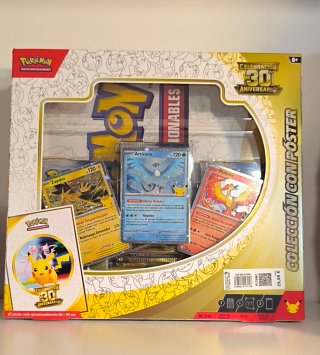 Caja Colección Póster Pokémon 30 Aniversario