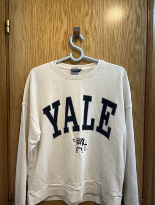 Sudadera Stradivarius Yale
