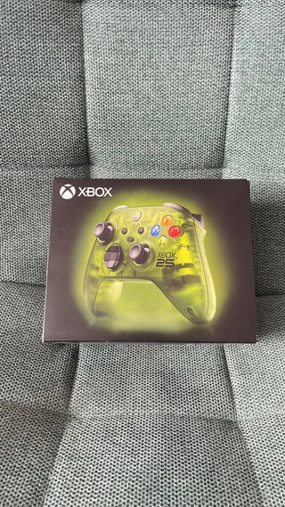 Mando Xbox 25 Aniversario