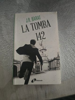 La tomba 142