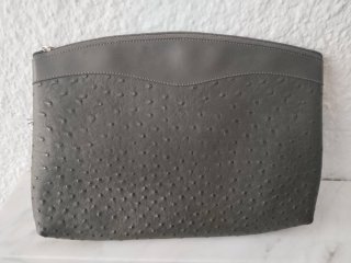 Cartera de Piel sin asas