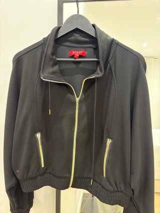 Chaqueta Guess Negra