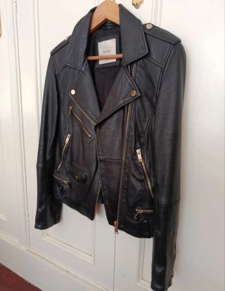 Cazadora de cuero negra Pull&Bear