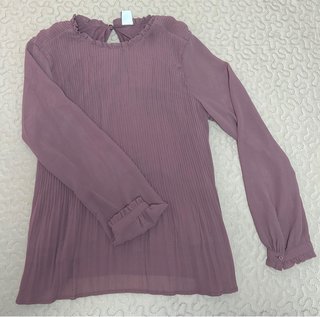 Blusa plisada color malva