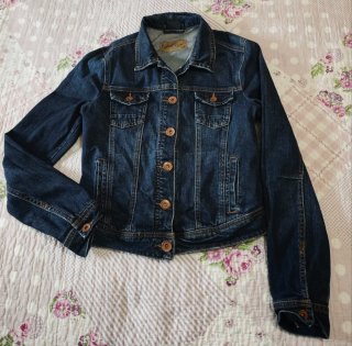 Chaqueta Tejana Bershka Talla M