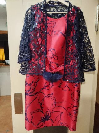 Vestido de fiesta con chaqueta
