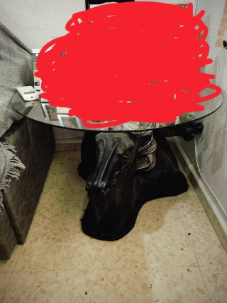 Mesa de centro con base de caballo